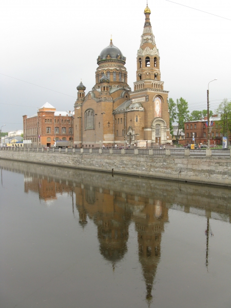 Церковь Воскресения Христова у Варшавского вокзала на Обводном канале