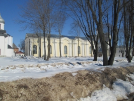 Церковь входа в Иерусалим в Новгородском Детинце - Вид с аллеи.