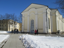 Церковь входа в Иерусалим в Новгородском Детинце - Главный вход. Западный портал