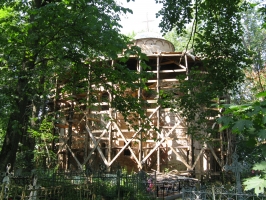 Церковь Петра и Павла на Синичьей горе - Церковь Петра и Павла на Синичьей горе. Вид с запада.