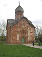 Церковь Петра И Павла в кожевниках. Западный фасад.