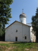 Церковь Благовещения на Мячине. Вид с запада.